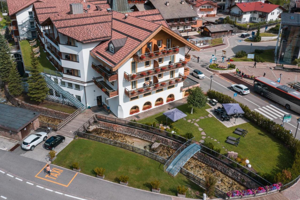 Hotel Oswald Сельва-ди-Валь-Гардена Экстерьер фото