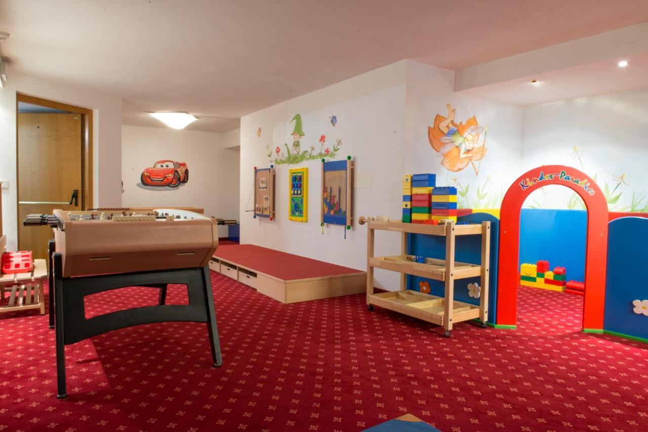 Hotel Oswald Сельва-ди-Валь-Гардена Экстерьер фото